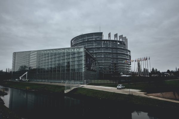 Praca w instytucjach Unii Europejskiej (w tym EPSO)